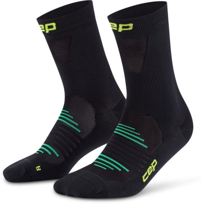 CEP - sosete compresie medii - pro run ultralight socks mid cut - black