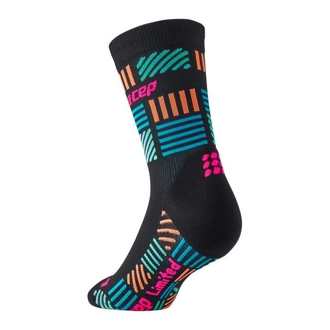 CEP - sosete compresie medii - the run limited 2024.2 socks mid cut - black | neon pink