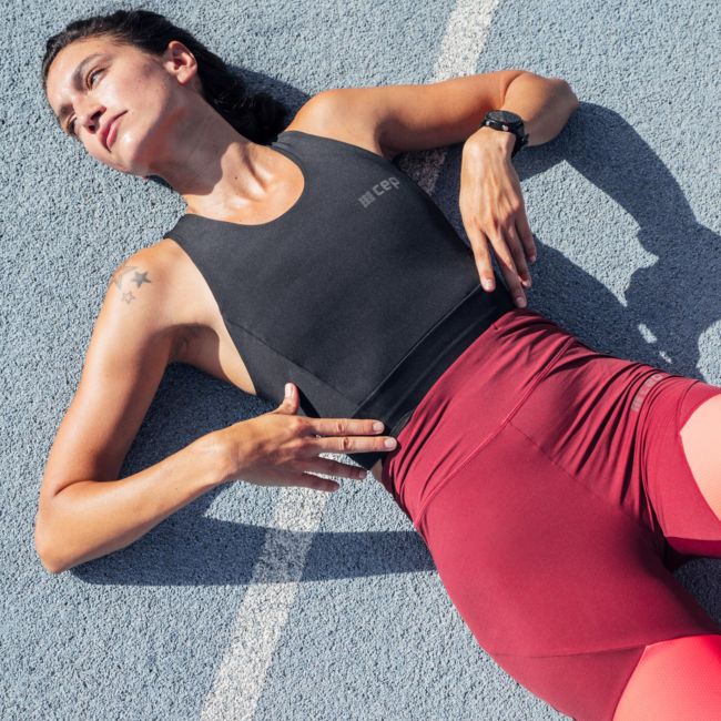 CEP - bustiera tehnica - training shirt crop top W - negru