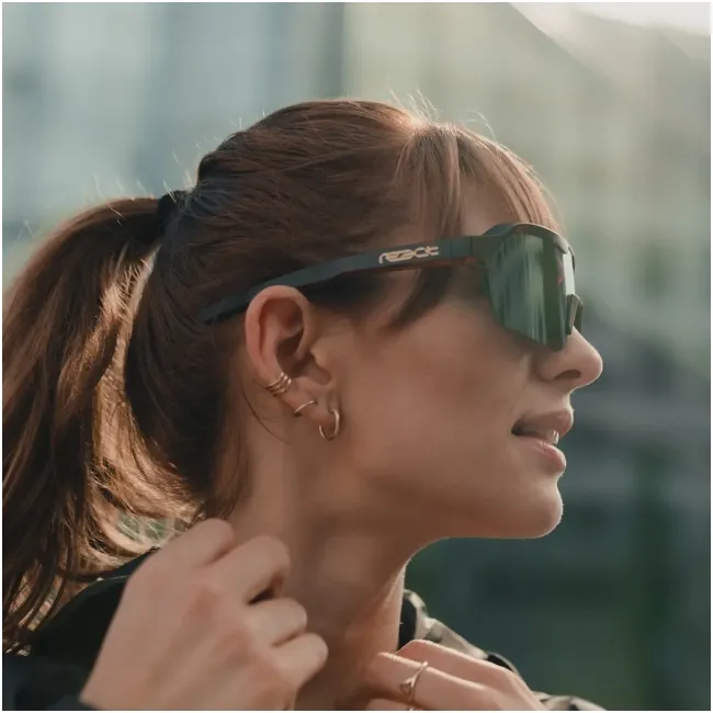 Ochelari de soare electro fotocromatici React Swiss OPTRAY AMBER - lentila gri si rama Amber