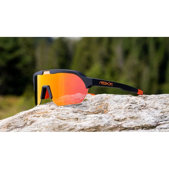 Ochelari de soare electro fotocromatici React Swiss OPTRAY RUBY - lentila portocalie si rama neagra