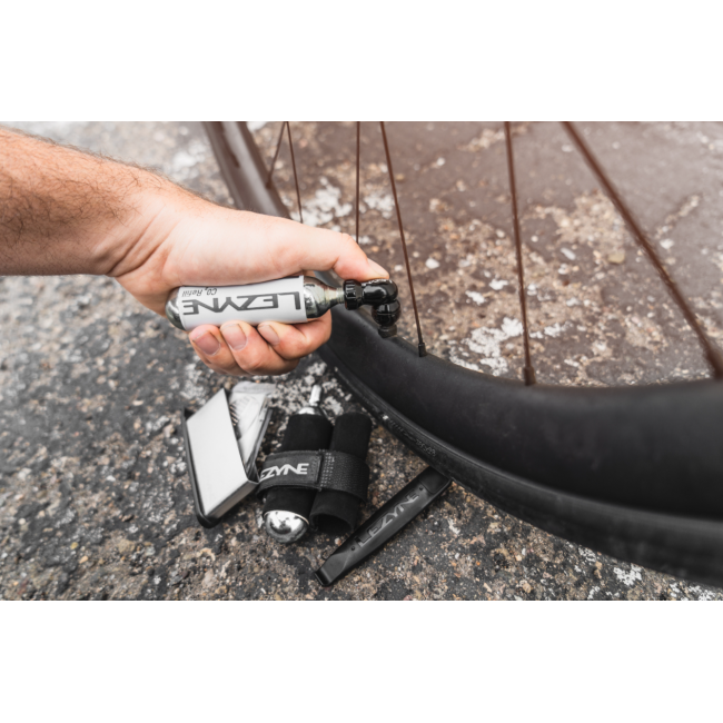 Lezyne - Twin Speed Drive Cartus  CO2 + cap - black 16 gr