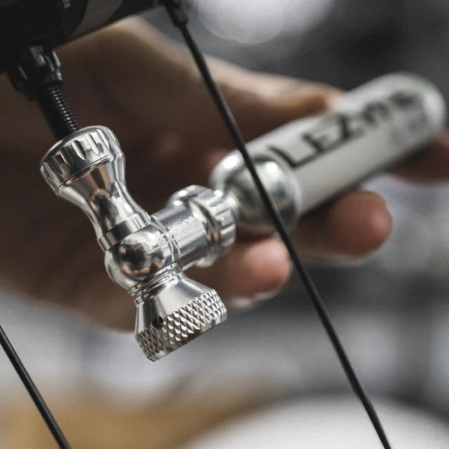 Lezyne - mini pompa CO2 - Control Drive CNC - black - 25g