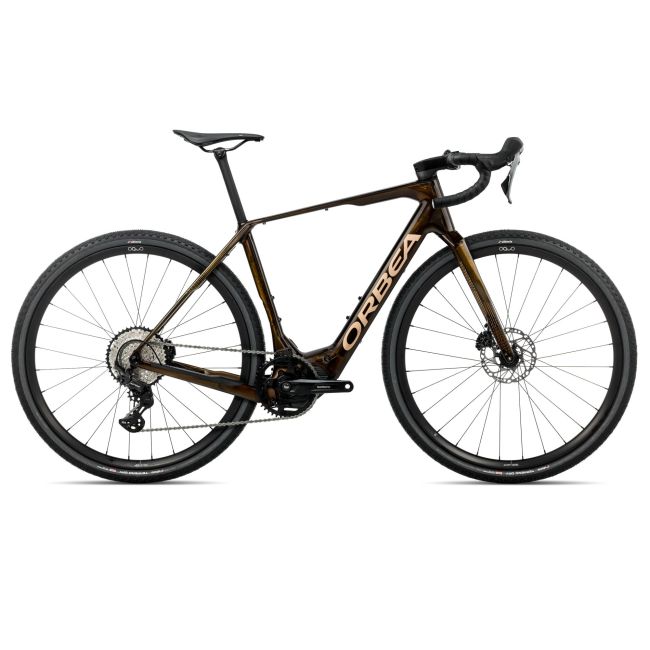 Orbea DENNA M20 (2026) - bicicletă electrică gravel - Caramel C. View (Gloss)  |  Metallic Gold (Gloss)