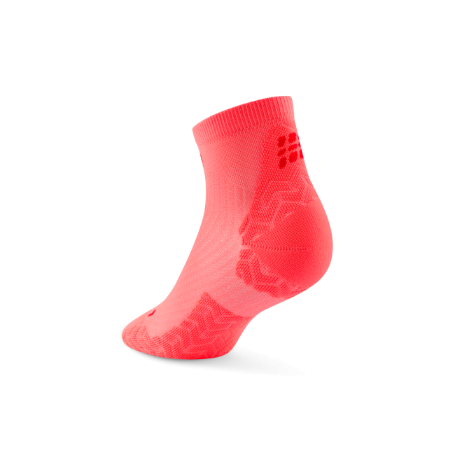 Șosete compresie scurte CEP Run Ultralight 4.0 - coral neon/roșu | tehnologie germană