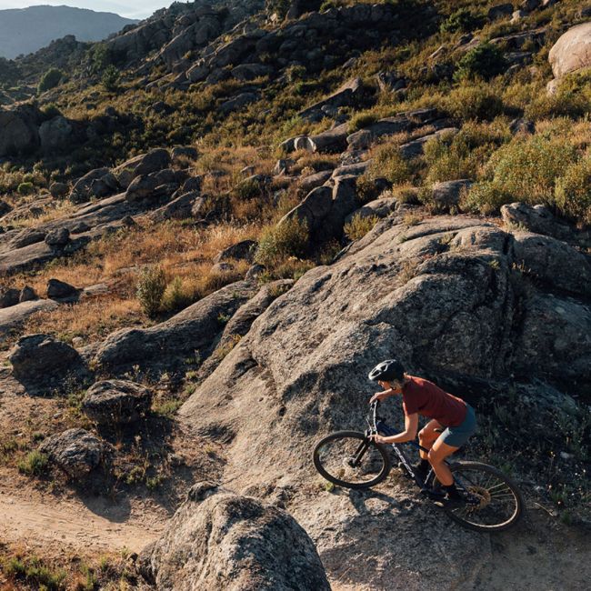 Bicicletă MTB fitness Orbea ONNA 29 20 - Terracotta Red (Matt) | Green (Gloss)