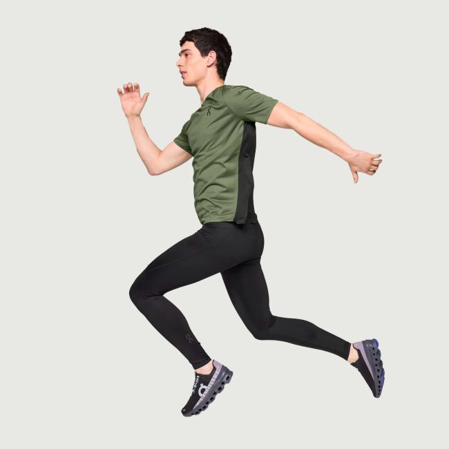 On Cloud - tricou tehnic maneca scurta pentru barbati Performance-T - verde inchis Taiga negru