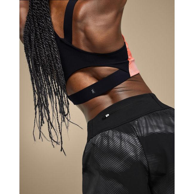 On - pantaloni scurti pentru femei Running W Shorts Lumos - negru reflectorizant