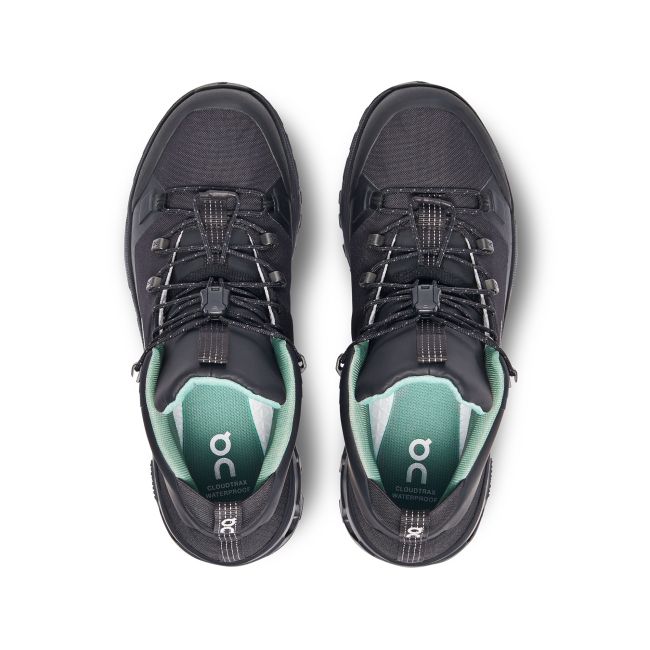 On Cloudtrax Waterproof - ghete sport pentru femei - negru