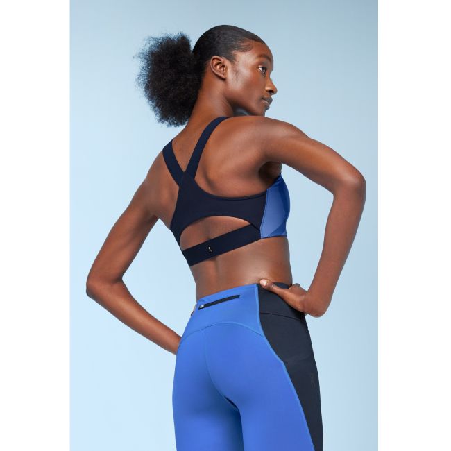On Cloud - bustiera sport femei Performance Bra - albastru deschis stratosfera negru