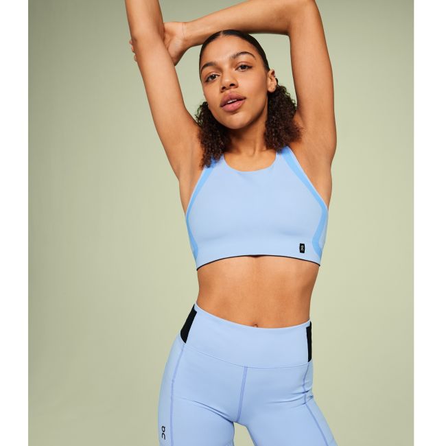 On Cloud - bustiera sport femei Performance Bra - albastru deschis stratosfera negru