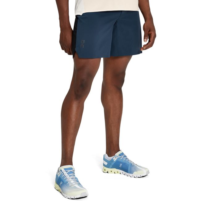 On Cloud - pantaloni scurti pentru barbati Lightweight Shorts - negru albastru inchis