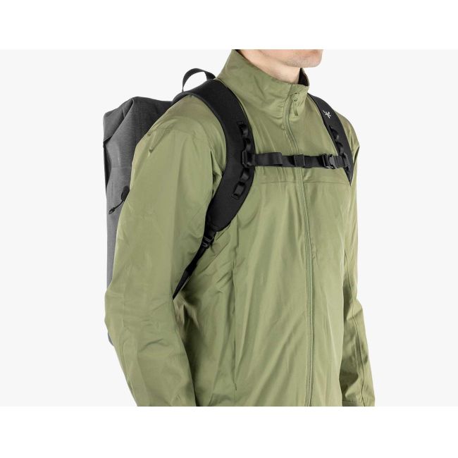 Apidura - rucsac sport urban City Backpack, capacitate 17 litri - gri închis
