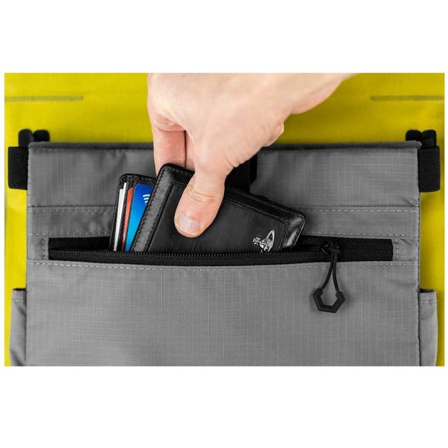 Apidura - rucsac sport urban City Backpack, capacitate 20 litri - gri închis