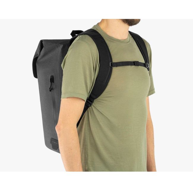 Apidura - rucsac sport urban City Backpack, capacitate 20 litri - gri închis