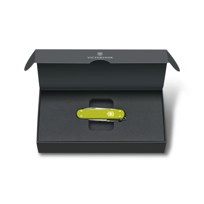 Victorinox - briceag clasic gama SD Alox Limited Edition 2023 - verde galben neon