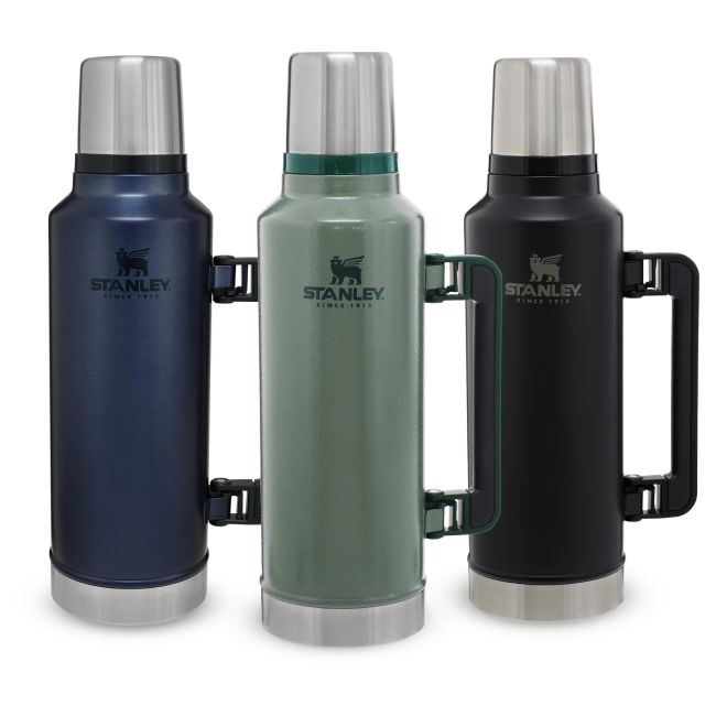 Stanley - termos clasic cu maner The Legendary Classic Bottle - albastru inchis intuneric - 1.9 Litri