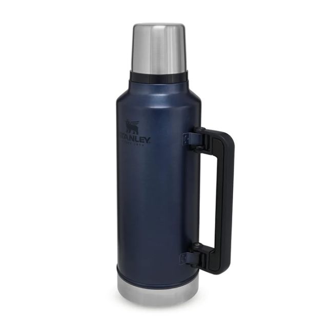 Stanley - termos clasic cu maner The Legendary Classic Bottle - albastru inchis intuneric - 1.9 Litri