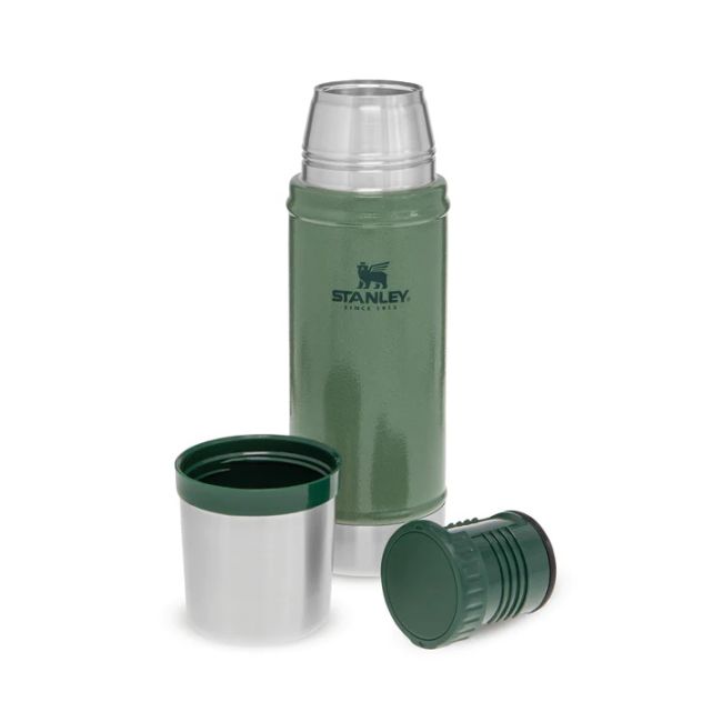 Stanley - termos clasic tip sticla The Legendary Classic Bottle - verde Hammertone - 470 ml