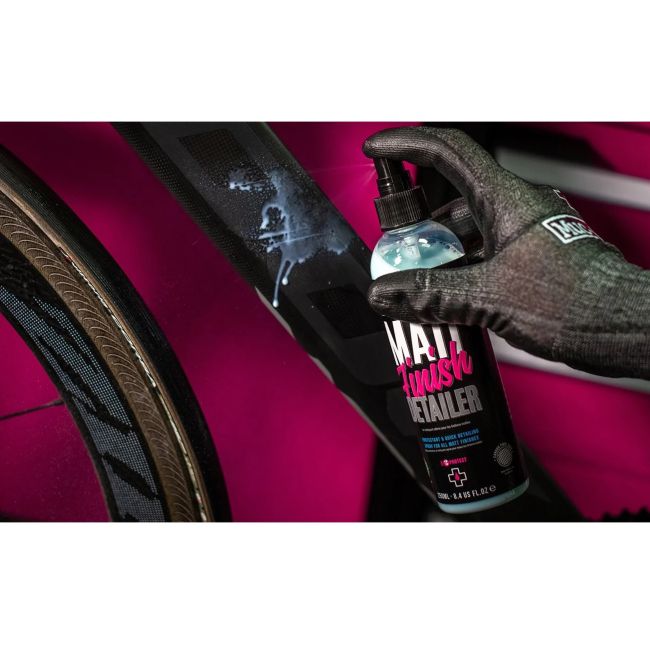 Muc-Off - Solutie lustruire si protectie bicicleta Matt Finish Detailer - 250ml