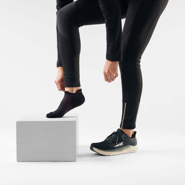 Șosete Merino alergare Smartwool Run - negru | Low Ankle | Targeted Cushion