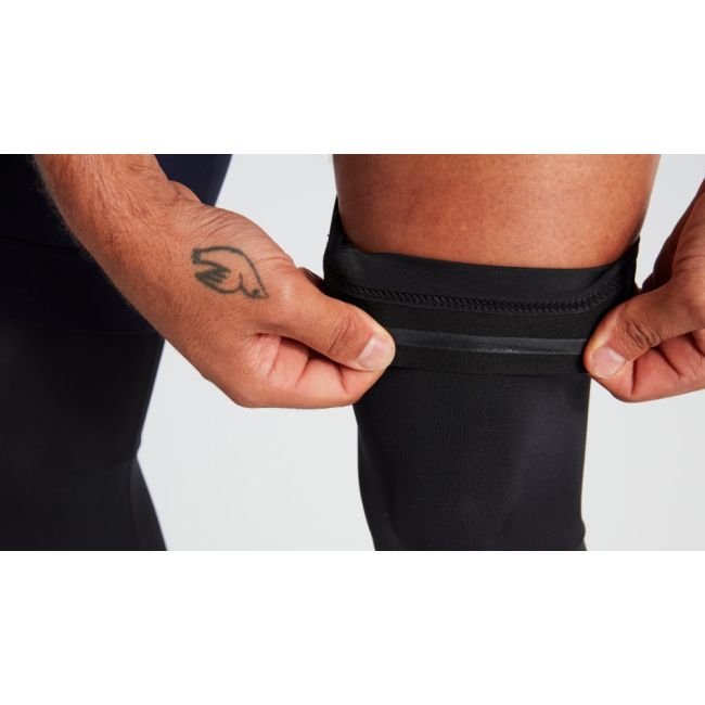 Incalzitoare genunchi SPECIALIZED Knee Covers - Black