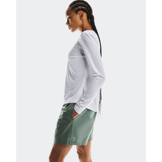Pantaloni scurți On 5" Core Shorts W - verde olive | ușori pentru alergare