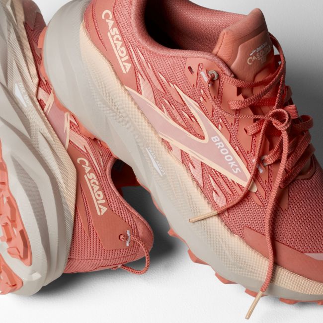 Pantofi trail Brooks Cascadia 19 W - roz | alergare munte