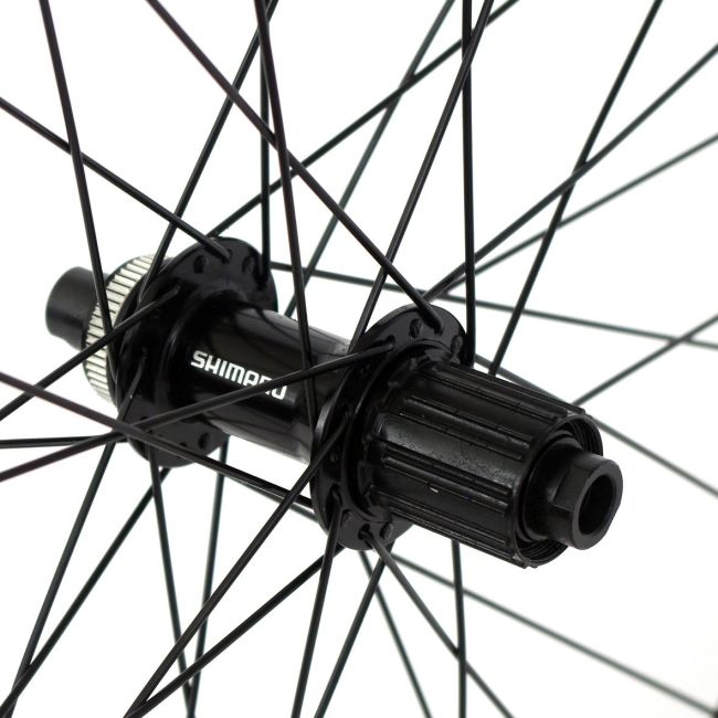 Roata Spate CROSSER X18 32H 27.5'' Thru-Axle - Frana disc (CenterLock) cu Butuc Shimano AFHMT400B OLD 142MM 8-11 viteze | capsata