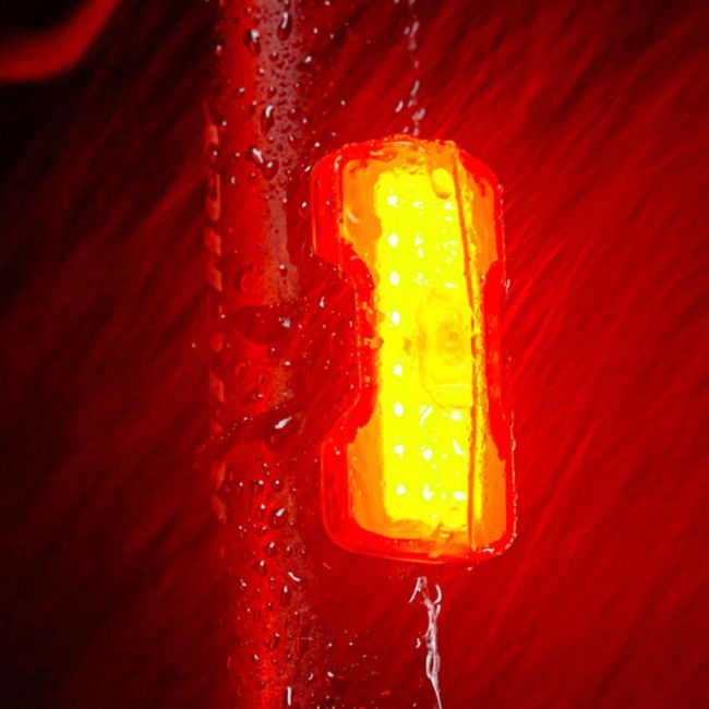 Stop ZEFAL R20 USB 20 Lumeni
