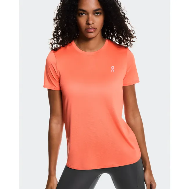 Tricou alergare On Core-T W - roz Raspberry | ușor și versatil
