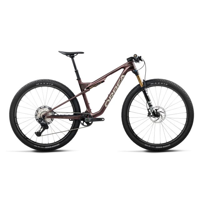 Orbea OIZ M10 (2027) - bicicletă MTB XC full suspension - Burning Ashes C. View (Matt) - Ivory White (Gloss)