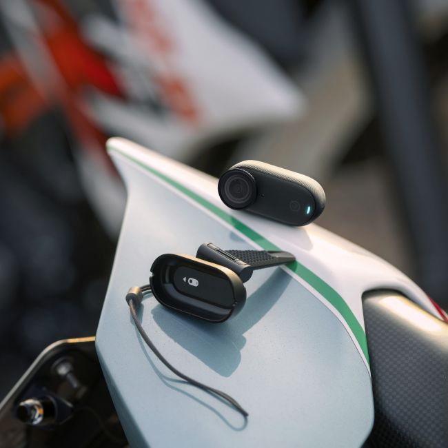 Camera Insta360 Go 3S Motorcycle In-Helmet POV Bundle