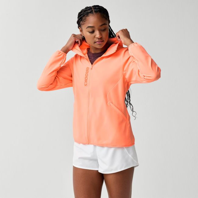 Geacă alergare Brooks Canopy Jacket W - Cyber Peach | antivânt