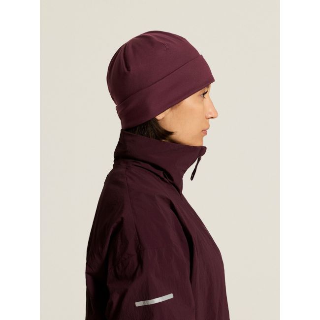 Căciulă alergare Craft CORE Essence Hat - vişiniu Dk Fig