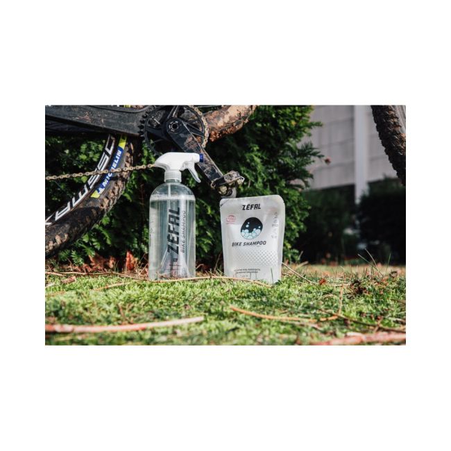 Solutie Spalare Bicicleta ZEFAL Bike Shampoo (cu 3 rezerve 300ml)