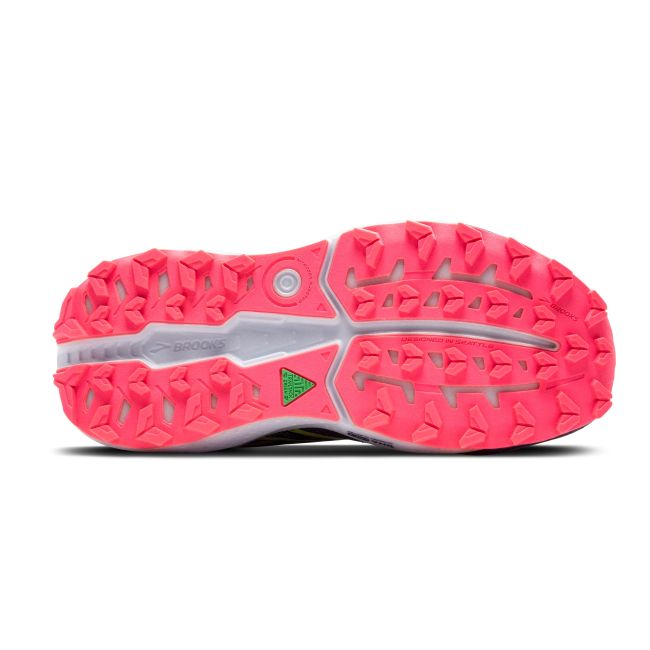 Brooks Caldera 7 W – Pantofi alergare trail cu amortizare maximă - Roz