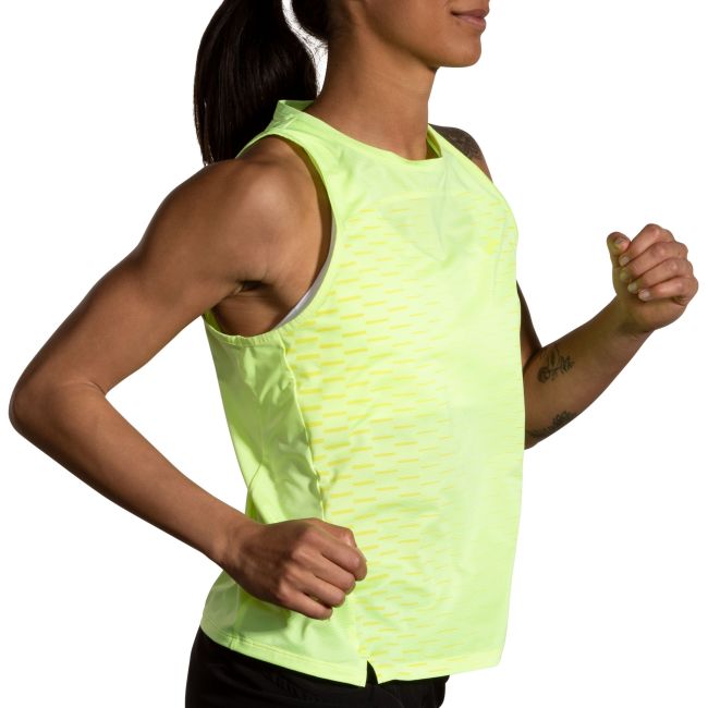 Brooks Sprint Free Tank 2.0 W – Maiou de alergare ultraușor - Galben