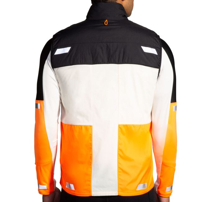 Brooks Run Visible Insulated Vest 2.0 – Vestă de alergare reflectorizantă, izolată - Portocaliu