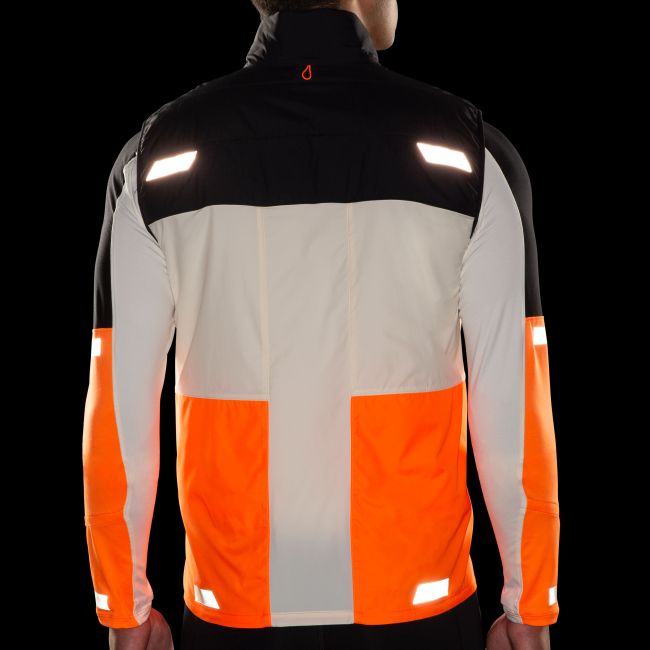 Brooks Run Visible Insulated Vest 2.0 – Vestă de alergare reflectorizantă, izolată - Portocaliu