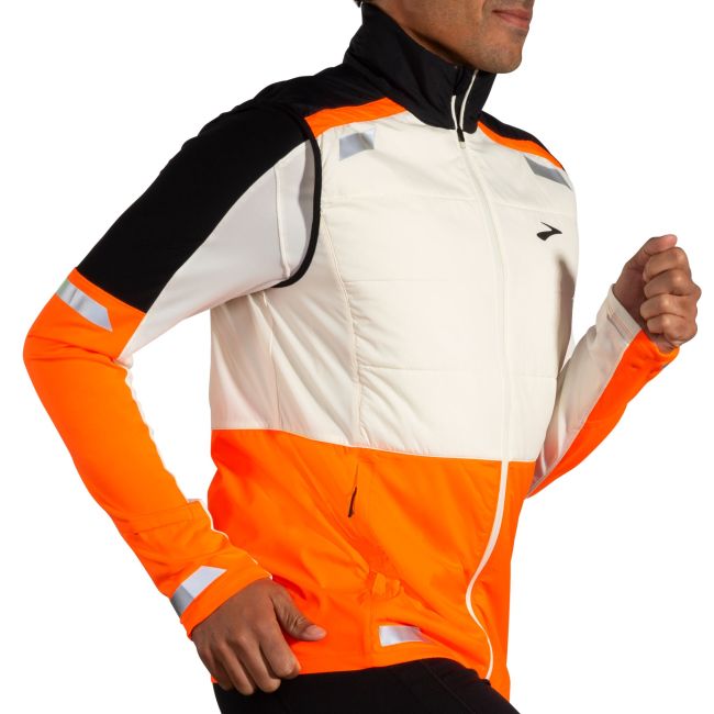 Brooks Run Visible Insulated Vest 2.0 – Vestă de alergare reflectorizantă, izolată - Portocaliu