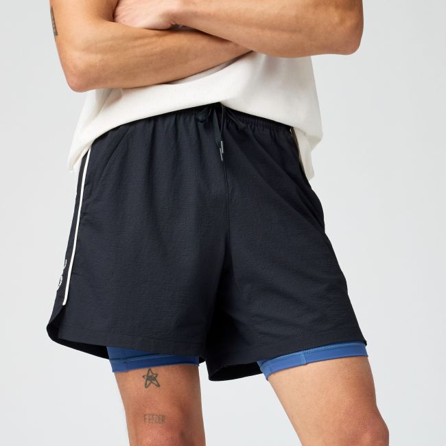 Brooks Movement Short – Pantaloni scurți de alergare stil retro - Negru