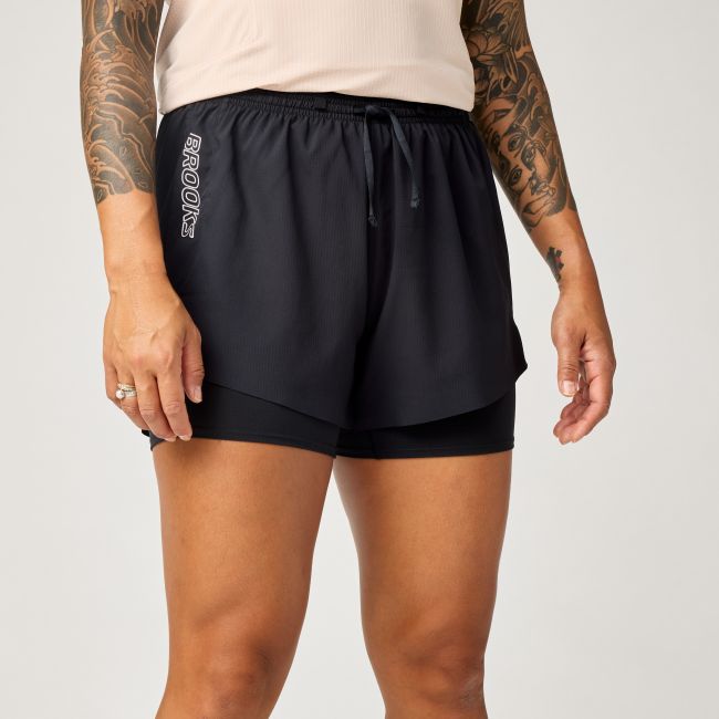 Brooks Cascadia Short 2in1 W – Pantaloni scurți de alergare trail 2 în 1 - Negru