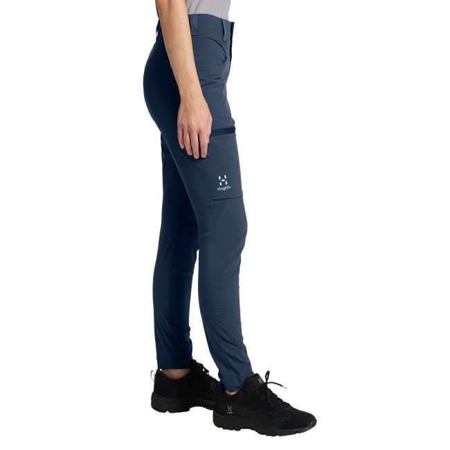 Haglöfs Lite Slim Pant W – Pantaloni outdoor ușori de vară - Albastru închis Tarn Blue