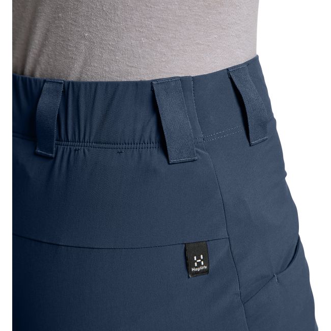 Haglöfs Lite Slim Pant W – Pantaloni outdoor ușori de vară - Albastru închis Tarn Blue
