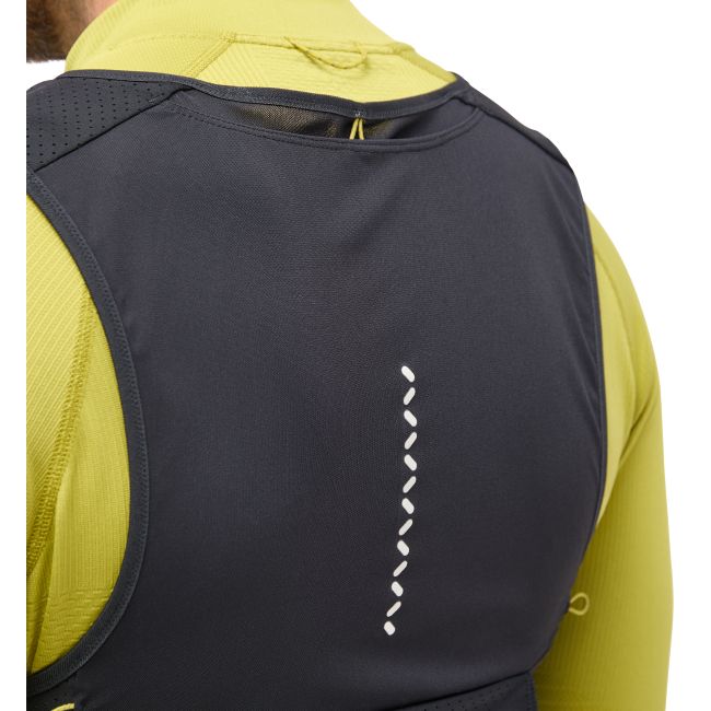 Haglöfs L.I.M Intense Trail Running Vest – Vestă de alergare trail minimalistă - Negru True Black