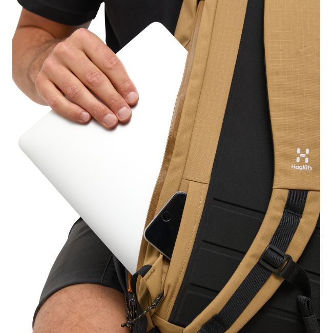 Haglöfs Ardos Rolltop 22 – Rucsac rolltop 22 L - Bej Cinnamon Brown/True Black