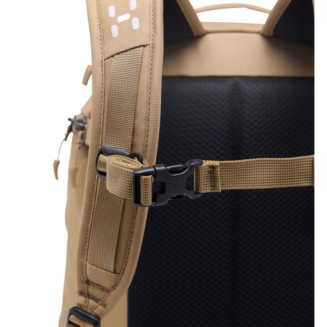 Haglöfs Corker Medium – Rucsac de zi mediu - Bej Oak Brown