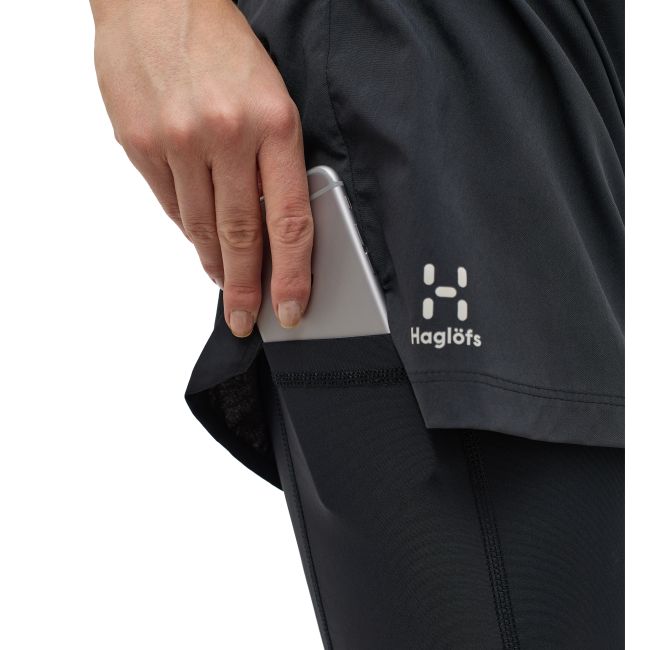 Haglöfs L.I.M Tempo Trail 2-in-1 Shorts W – Pantaloni scurți 2 în 1 de alergare trail - Negru True Black