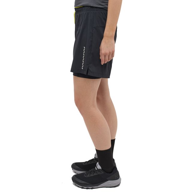 Haglöfs L.I.M Tempo Trail 2-in-1 Shorts W – Pantaloni scurți 2 în 1 de alergare trail - Negru True Black